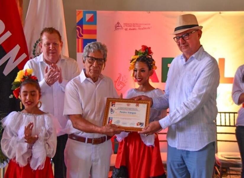 Dia-Mundial-del-Arte-3