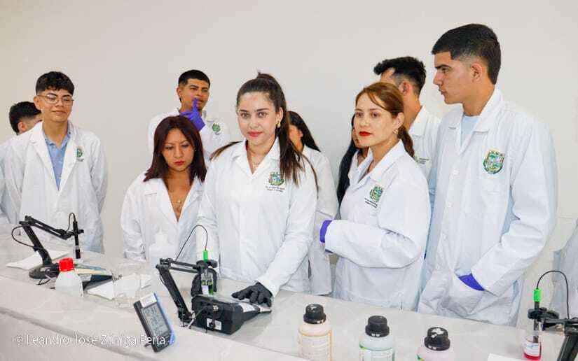 Centro-Universitario-Padre-Camilo-Torres-Restrepo-77