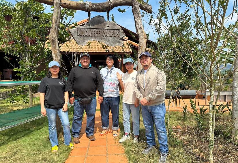 Intercambio-cafetalero-en-Vietnam-2