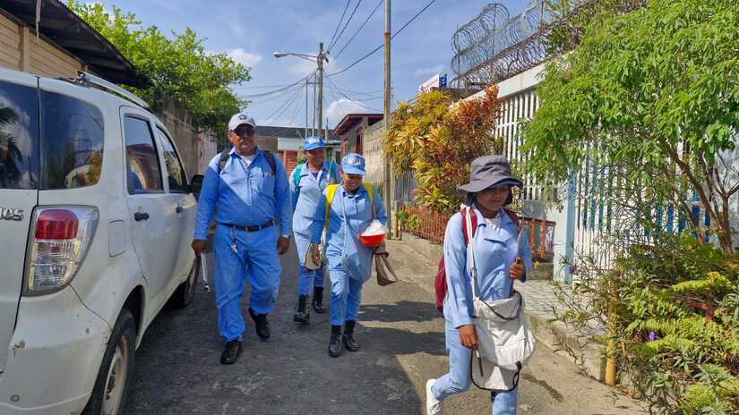 Brigadas-de-fumigacion-y-abatizacion-del-minsa-5