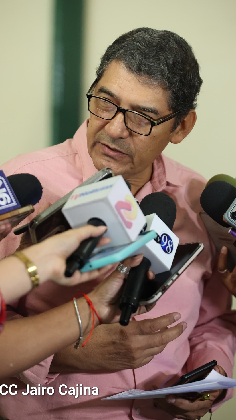 Encuesta-MyR-Consultores-12