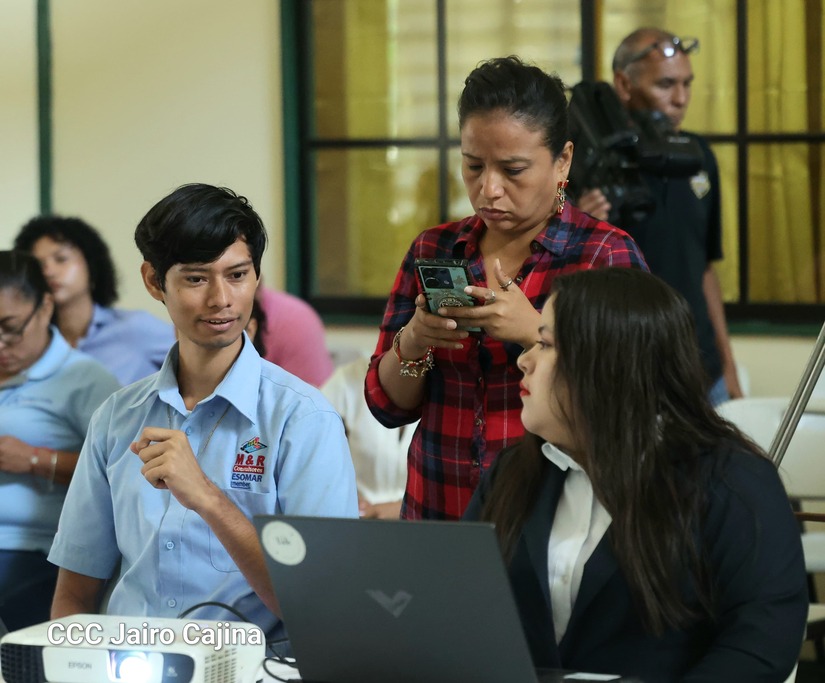 Encuesta-MyR-Consultores-24