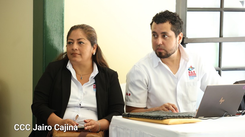 Encuesta-MyR-Consultores-25