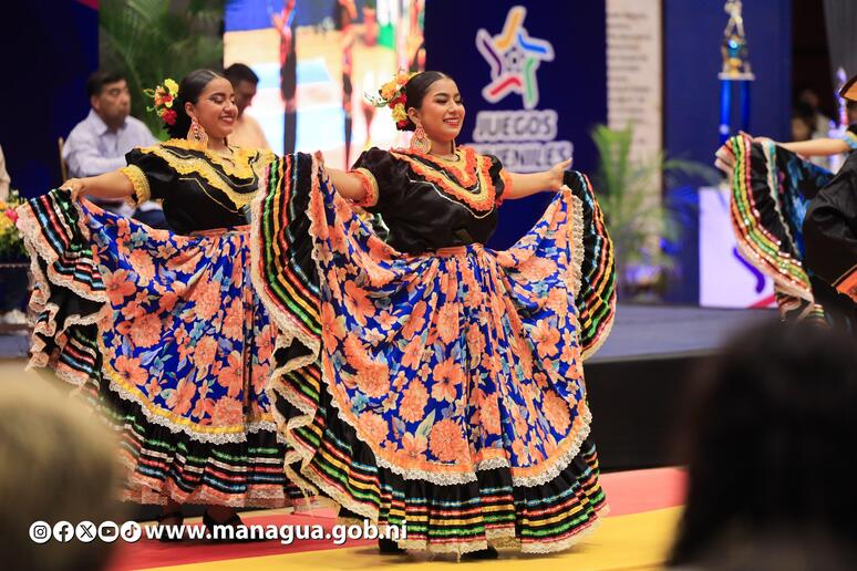 WhatsApp-Image-2025-04-29-at-22-03-00