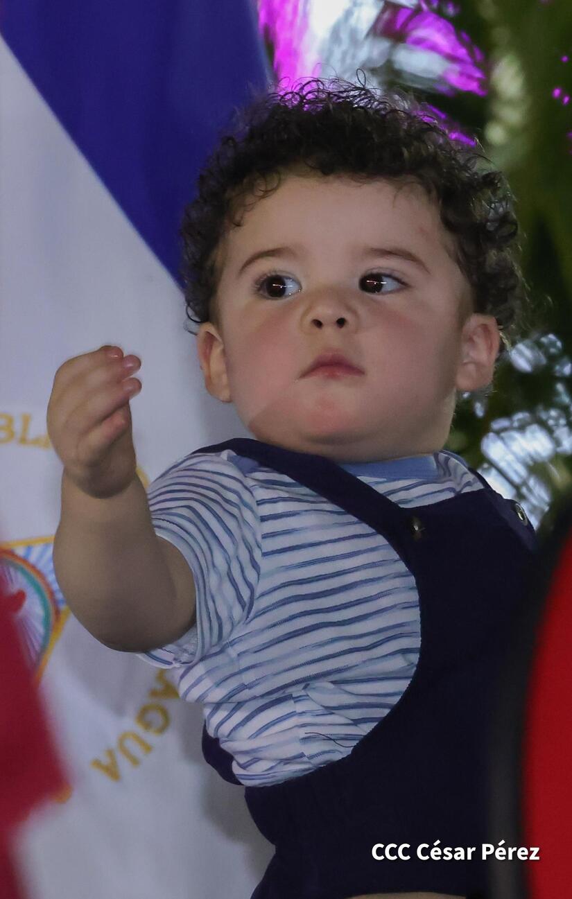 Acto-del-Dia-de-los-Trabajadores-y-Tomas-72