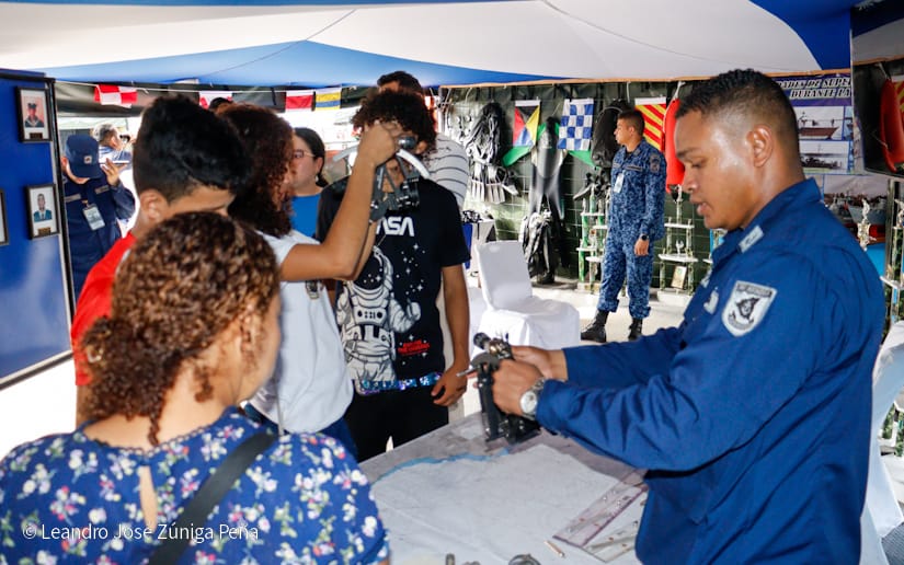 Exposicion-militar-14