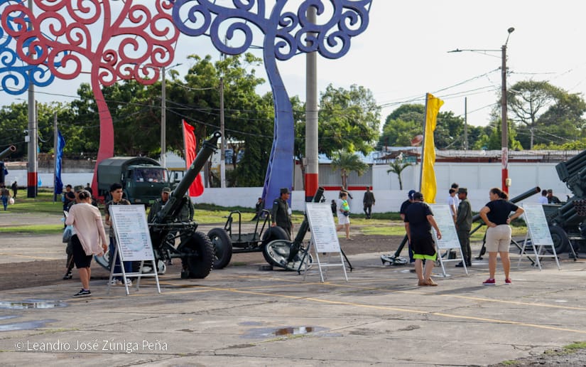 Exposicion-militar-19