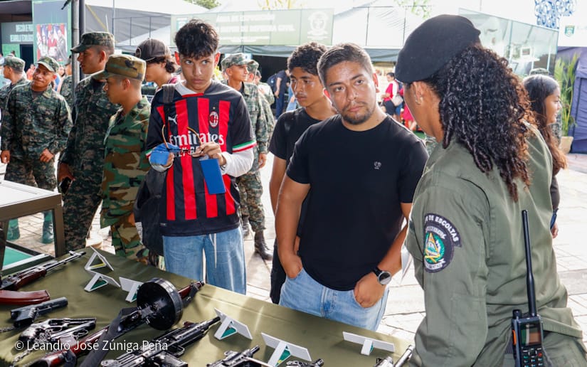 Exposicion-militar-8