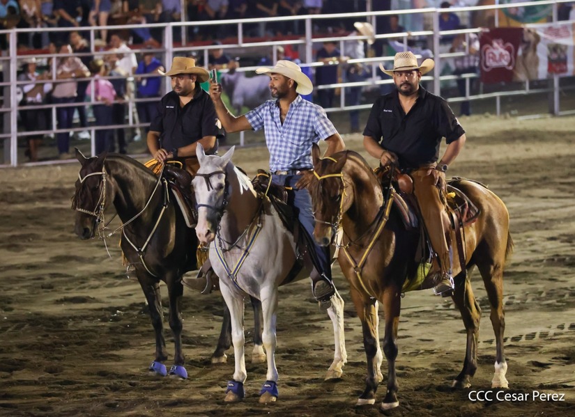 FERIA-GANADERA--(30)