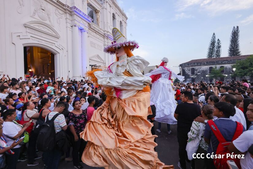 GRITERIA-CHIQUITA--(1)