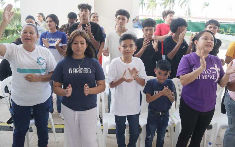 CONGRESO-DE-JOVENES-CRISTIANOS-(5)