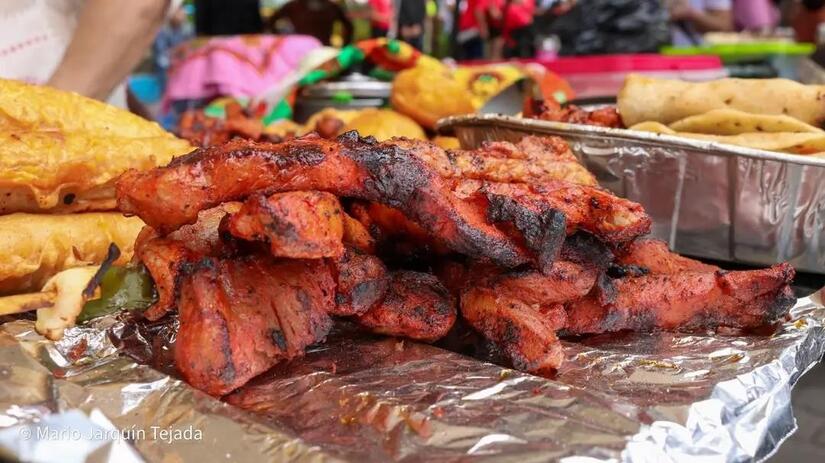 Fritanga-y-gallo-pinto-3