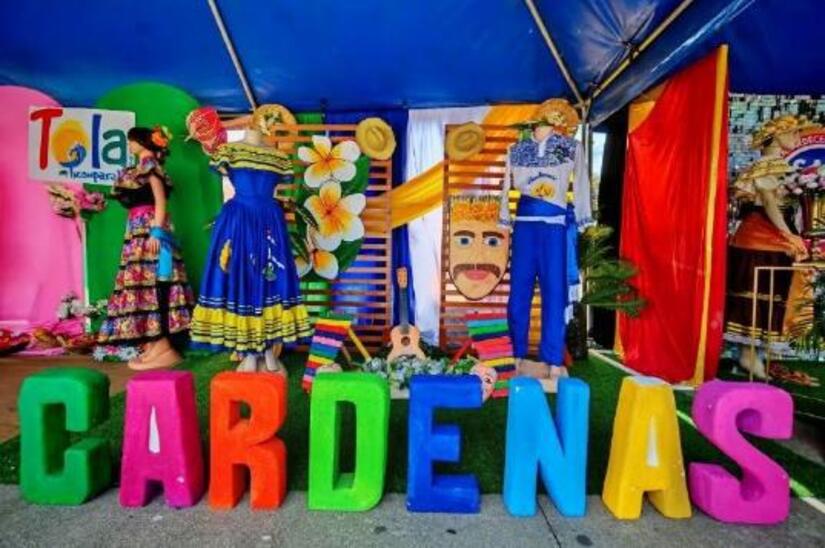 Trajes-de-nuestro-folklor-4