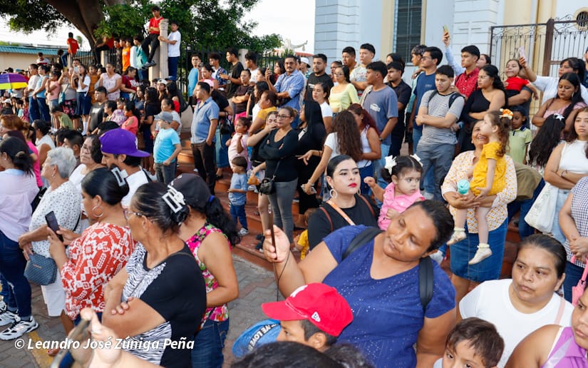 DESFILE-CARAZO--(101)