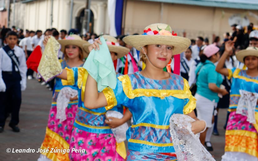 DESFILE-CARAZO--(102)