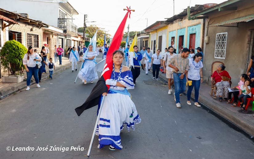 DESFILE-CARAZO--(106)