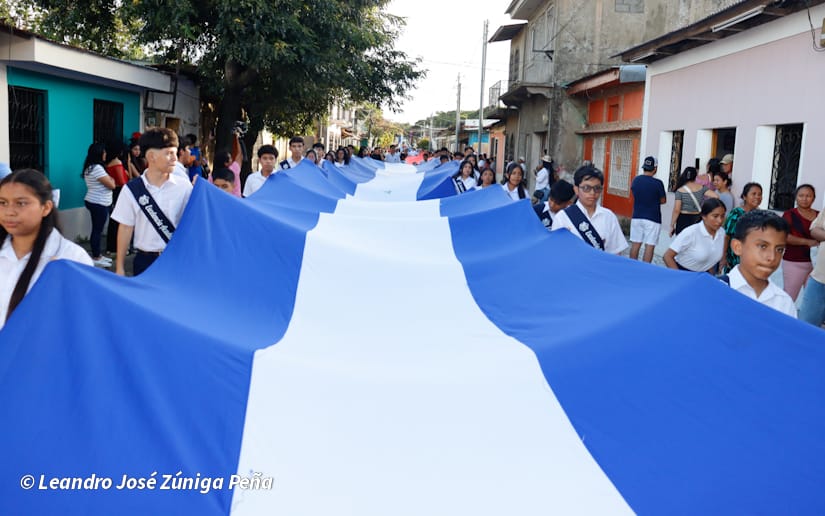 DESFILE-CARAZO--(112)