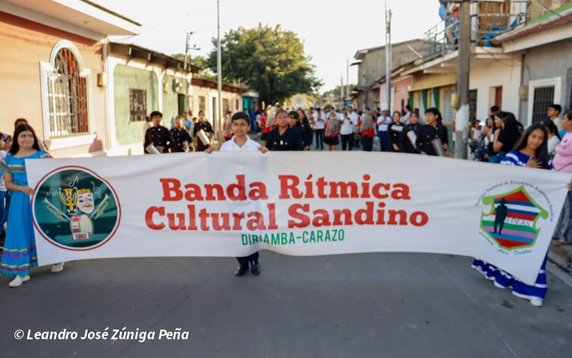 DESFILE-CARAZO--(120)