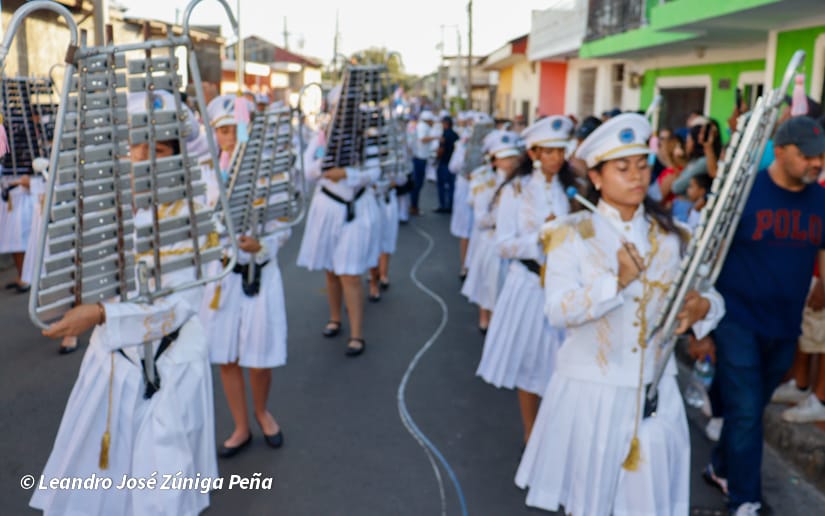 DESFILE-CARAZO--(128)
