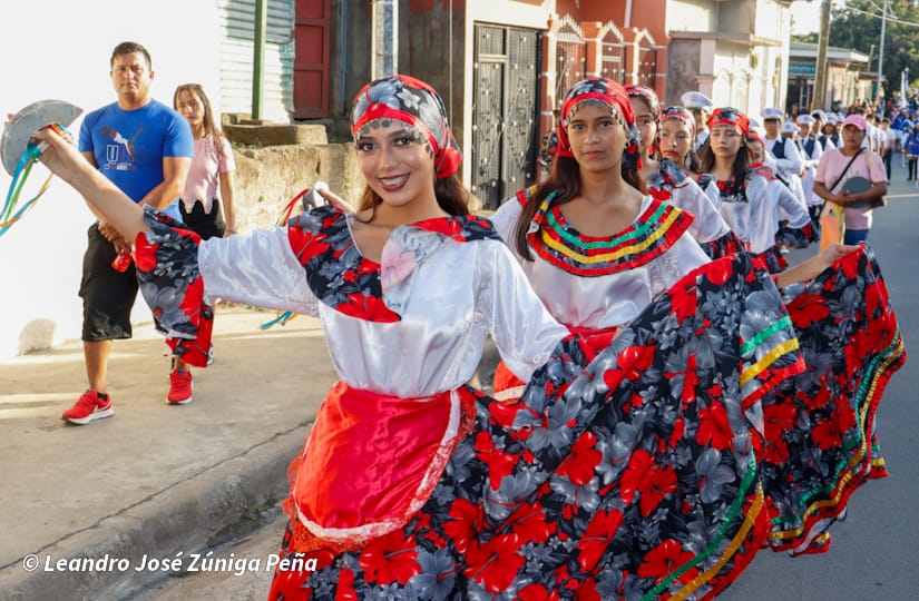 DESFILE-CARAZO--(131)