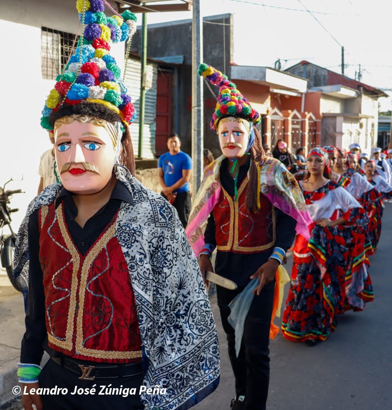 DESFILE-CARAZO--(134)