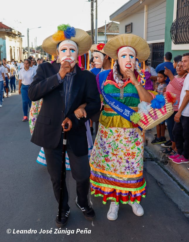 DESFILE-CARAZO--(138)