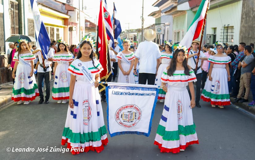 DESFILE-CARAZO--(147)