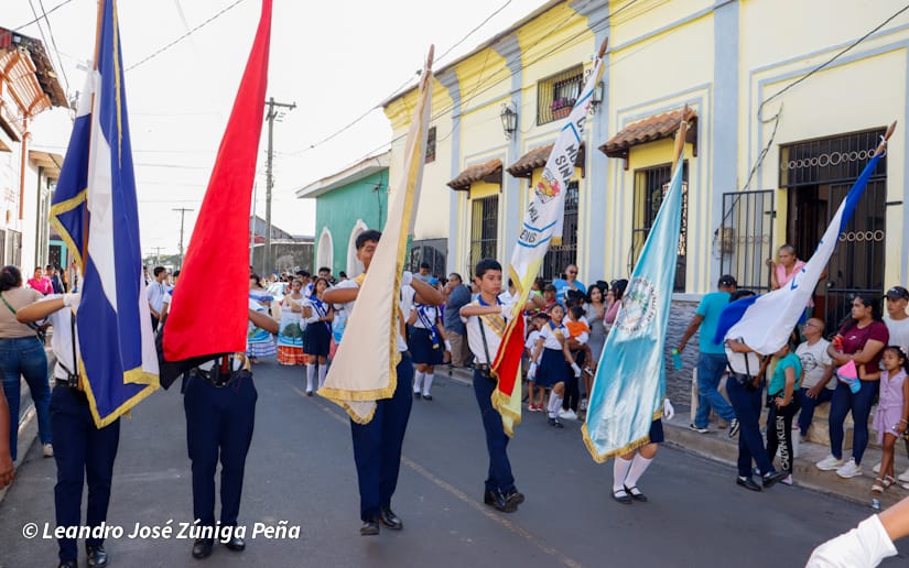 DESFILE-CARAZO--(150)