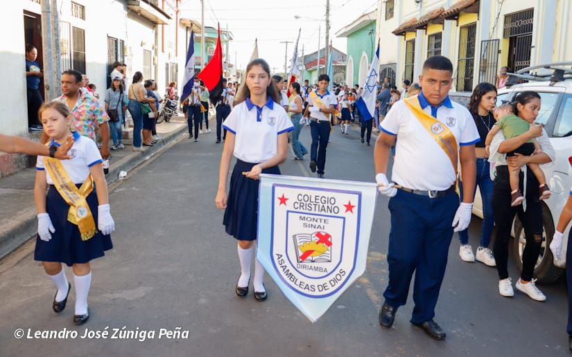 DESFILE-CARAZO--(152)