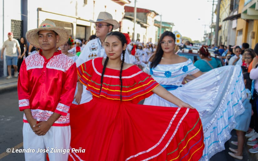 DESFILE-CARAZO--(160)