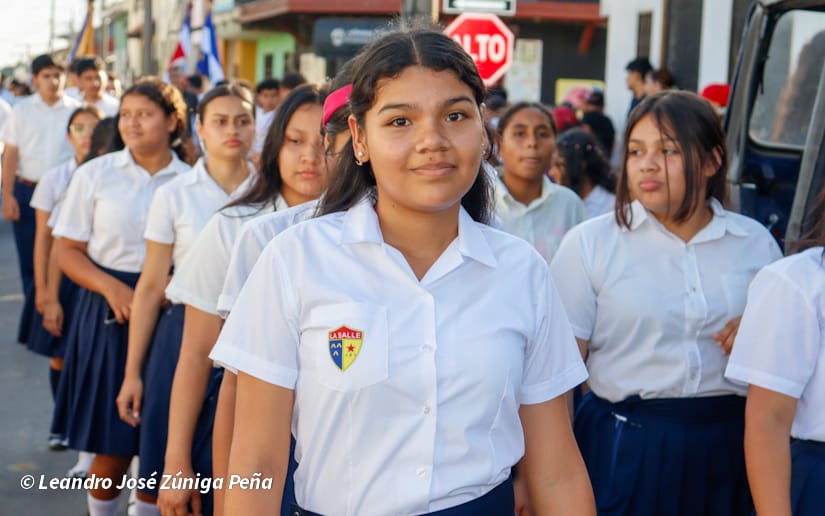 DESFILE-CARAZO--(162)