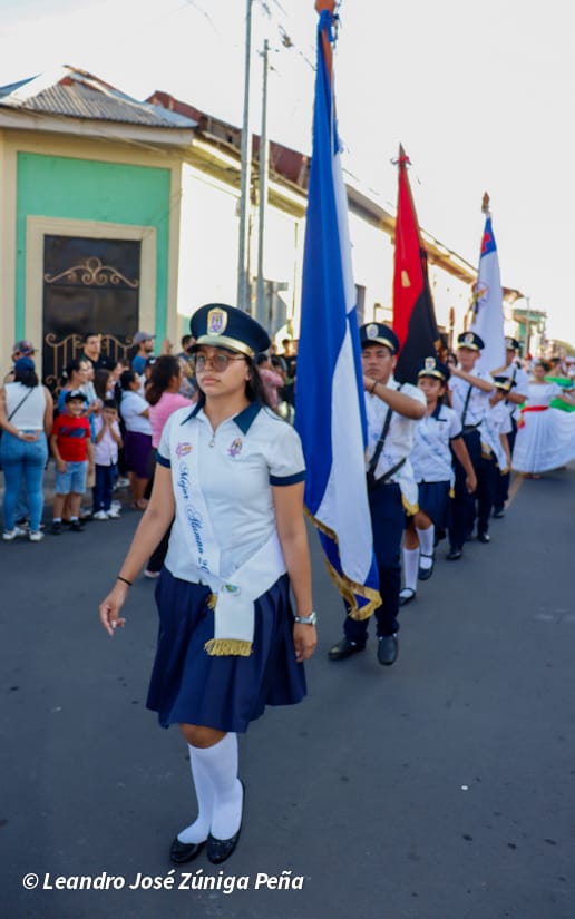 DESFILE-CARAZO--(172)