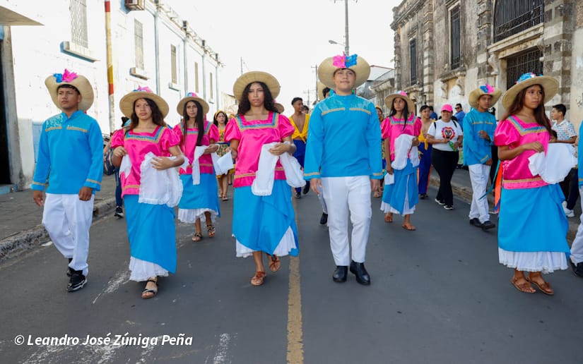 DESFILE-CARAZO--(176)