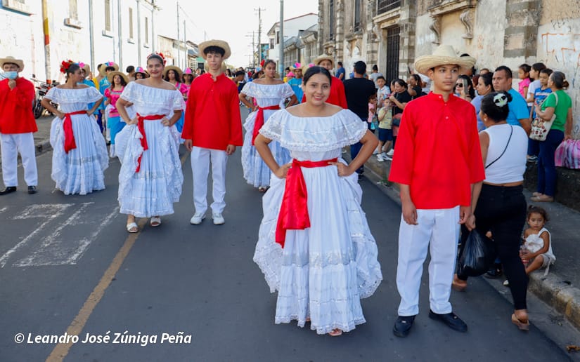 DESFILE-CARAZO--(177)