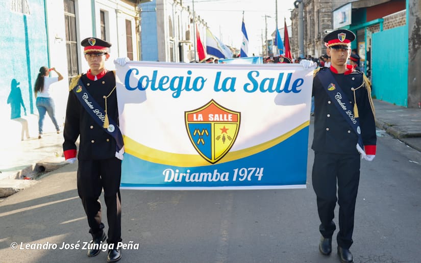 DESFILE-CARAZO--(182)