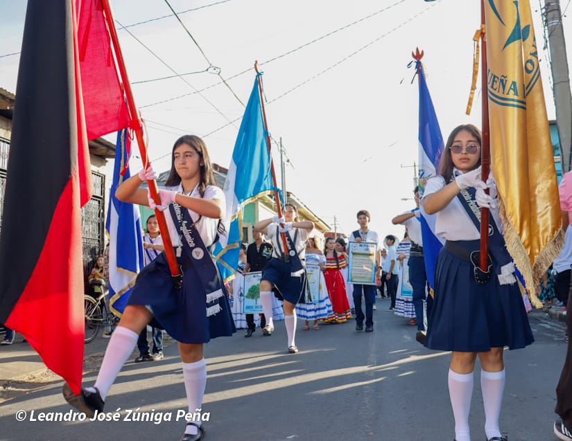DESFILE-CARAZO--(184)