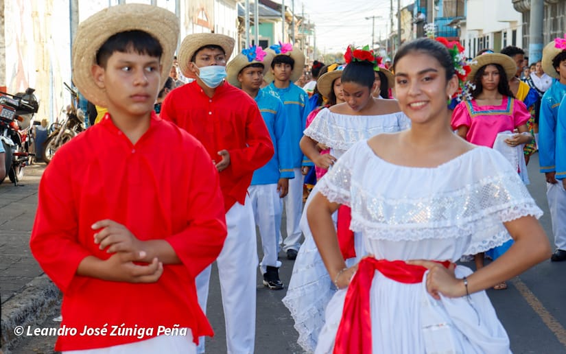 DESFILE-CARAZO--(185)