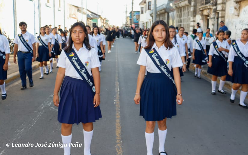DESFILE-CARAZO--(187)
