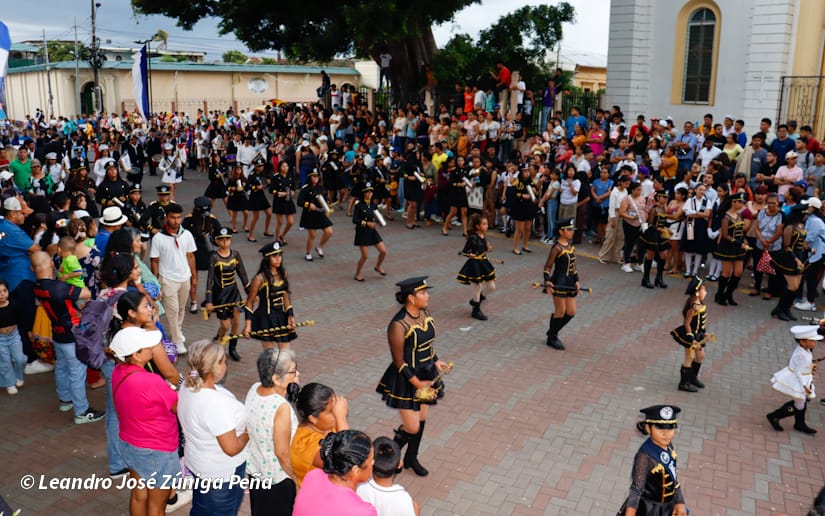 DESFILE-CARAZO--(83)