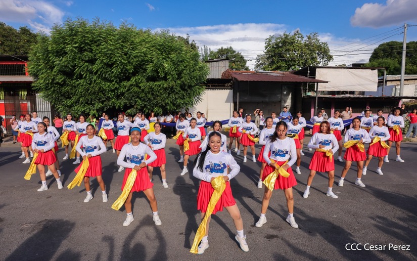 Desfile-Escolar--(16)