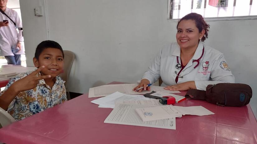 MEGA-FERIA-PEDIATRICA-JALAPA--(12)