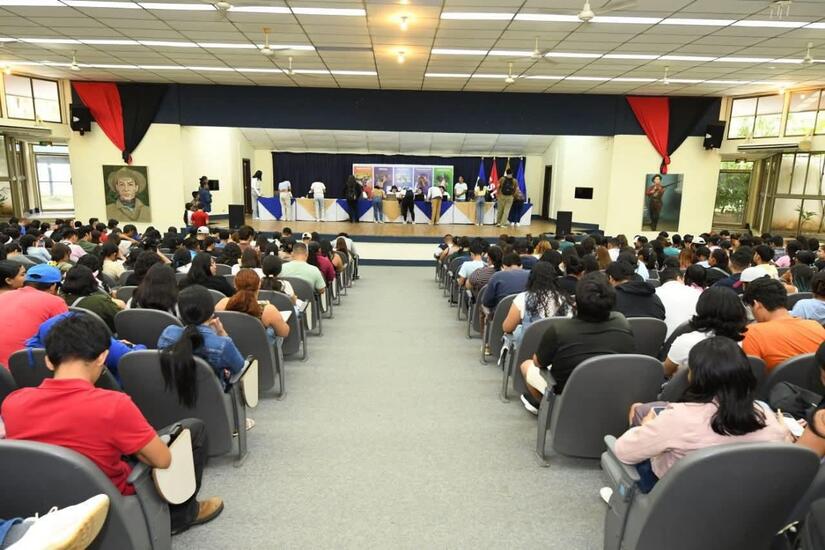 Becas-Universitarias-22