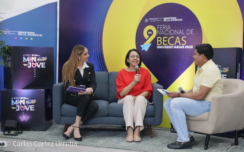 Feria-de-Becas-25