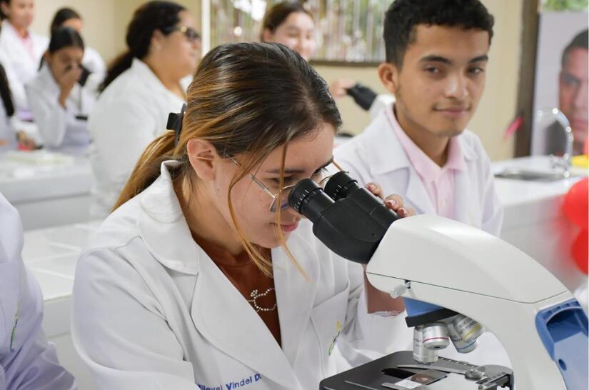 Universidad-Pueblo-Presidente--(9)