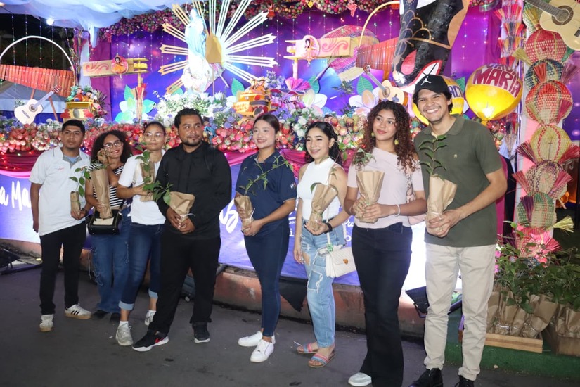 Un-Madrono-para-mi-Griteria--(1)