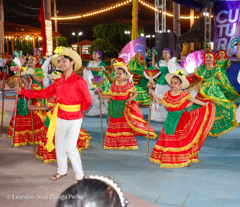 Salvador-Allende--(11)