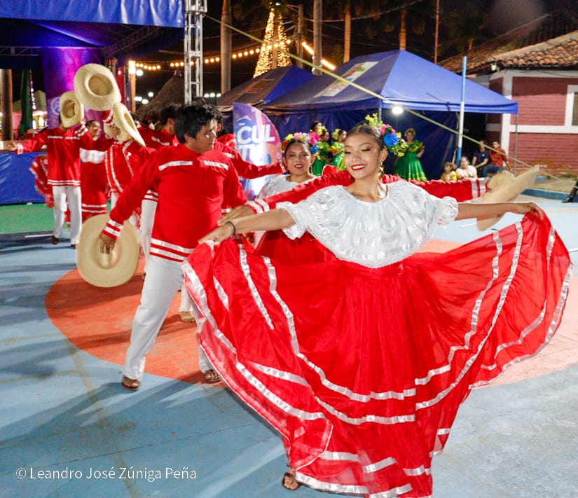 Salvador-Allende--(6)