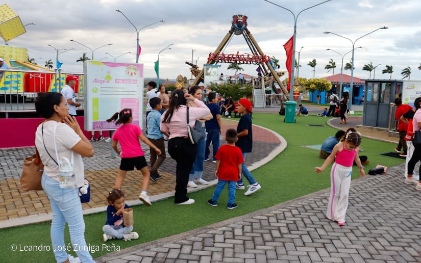 Salvador-Allende--(23)