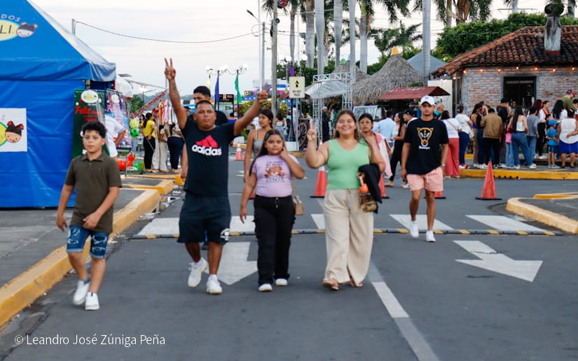 Salvador-Allende--(30)