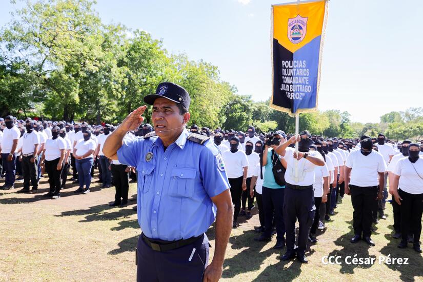 POLICIA-VOLUNTARIA-LEON19